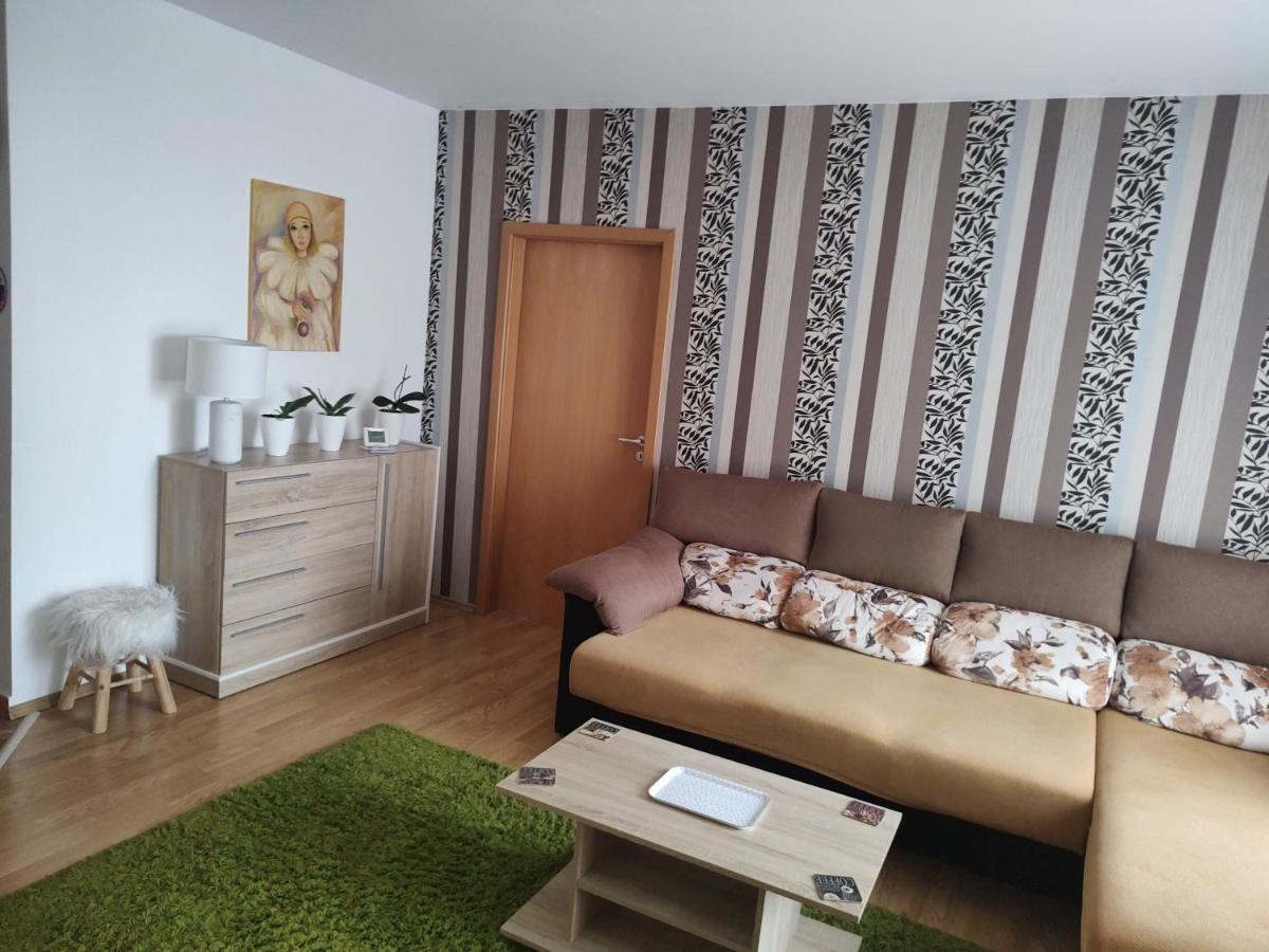 Avantgarden1 .Apartament Lux Braşov Esterno foto